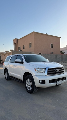 Dammam, Vehicles, Cars & Trucks , SAR 92000,  Toyota Sequoia,  2015,  Automatic,  107777 KM,