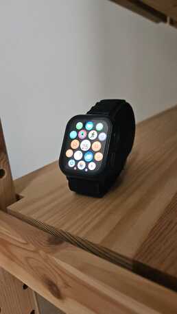 Riyadh, Watches, SAR 1050,  Apple Watch Series 9 41mm Midnight Aluminum (perfect Condition)