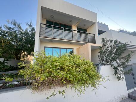 Salmaniya, Villas, BHD 700,  GREENISH 4-BEDROOM VILLA FOR RENT IN SALMANIYA | GARDEN | BALCONY | MAID&rsquo;S ROOM