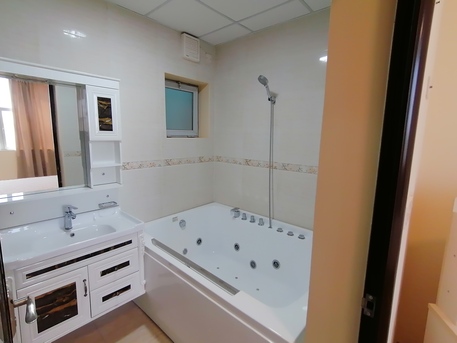 Busaiteen, Holiday/Vacation Rentals, BHD 35/day,  2 BR,  Luxury Apperment 2 Bhk For Daily Weekly Fully Furnished