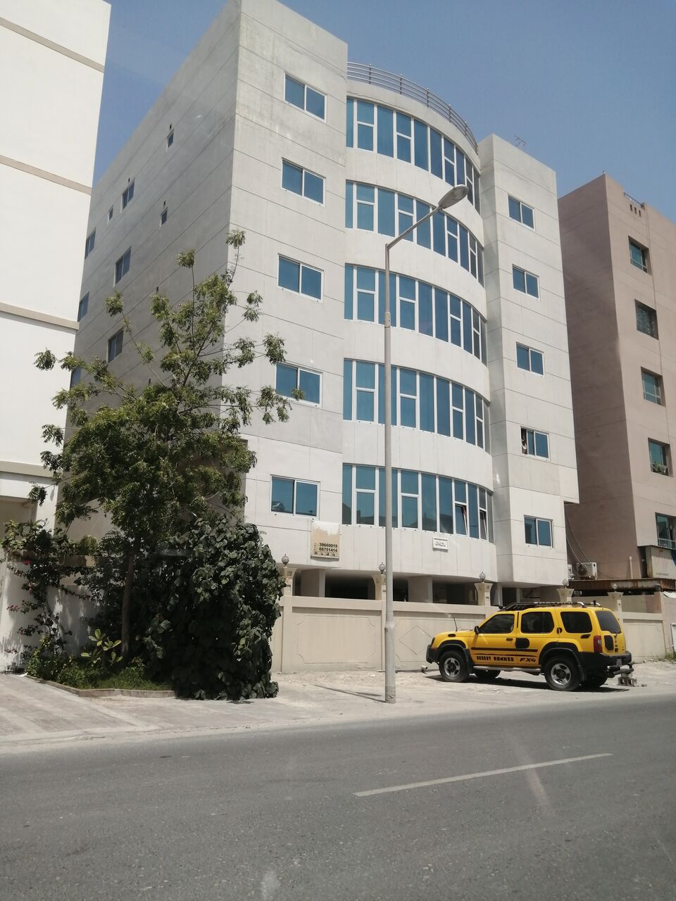 Busaiteen, Holiday/Vacation Rentals, BHD 35/day,  2 BR,  110 Sq. Meter,  Luxury Apperment 2 Bhk For Daily Weekly Fully Furnished