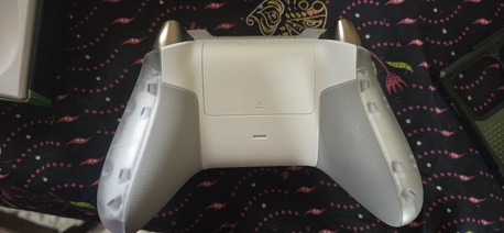 Dammam, Electronics, SAR 215,  Xbox Ghost Cipher Special Edition Controller