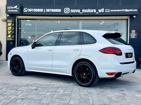 Manama, Vehicles, Cars & Trucks , BHD 7700,  Porsche Cayenne GTS,  2014,  Automatic,  125000 KM,   V8