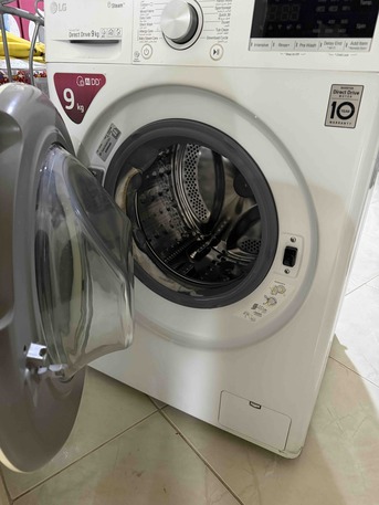 Umm Al Hamam, Household Items, SAR 400,  LG 9KG Washing Machine For Sale (requires Maintenance)