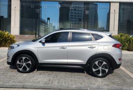 Manama, Vehicles, Cars & Trucks , BHD 4200,  Hyundai Tucson,  2017,  Automatic,  188 KM,  📍 Location: Bahrain 📅 Model Year:  📊 Mileage: 188,000 KM 🚫 Zero Accidents, Single