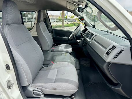 Manama, Vehicles, Cars & Trucks , BHD 3700,  TOYOTA HIACE,  2009,  Manual,  896000 KM,  PASSENGER