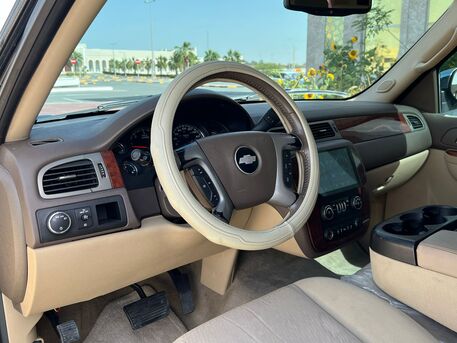 East Riffa, Vehicles, Cars & Trucks , BHD 4300,  Chevrolet Tahoe,  2014,  Automatic,  175000 KM,   MODEL  FOR SALE