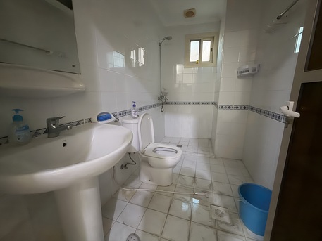 Salmaniya, Apartments/Houses, BHD 250/month,  3 BR,  3 Bedroom Flat For Rent Without Ewa