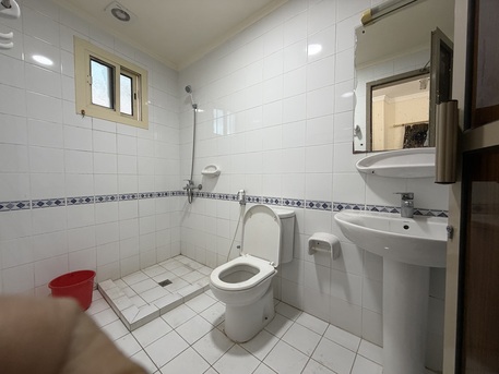 Salmaniya, Apartments/Houses, BHD 250/month,  3 BR,  3 Bedroom Flat For Rent Without Ewa