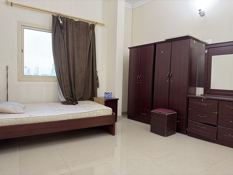 Salmaniya, Apartments/Houses, BHD 250/month,  3 BR,  3 Bedroom Flat For Rent Without Ewa