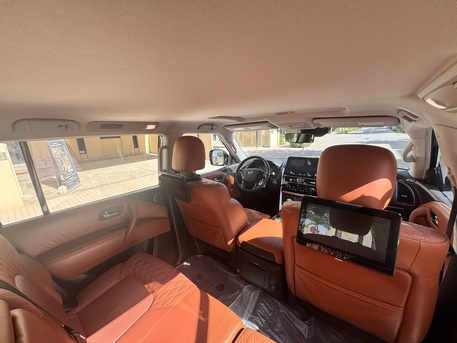 Riyadh, Vehicles, Cars & Trucks , SAR 195000,  Nissan Patrol-Platinum Edition V6,  2023,  Automatic,  71 KM,  Excellent Condition- Dealership Maintained