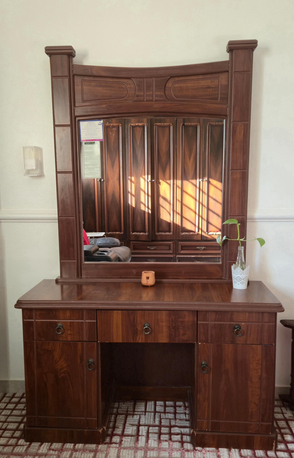 Riyadh, Temp Jobs, 3-Piece Wooden Bedroom Set &ndash; Great Deal!