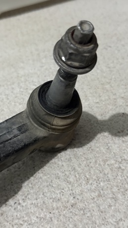 Riyadh, Auto Parts, SAR 1200,  For Sale Used Jeep JLU Rubicon 3.6 2020 Drag Link And Tie Rod