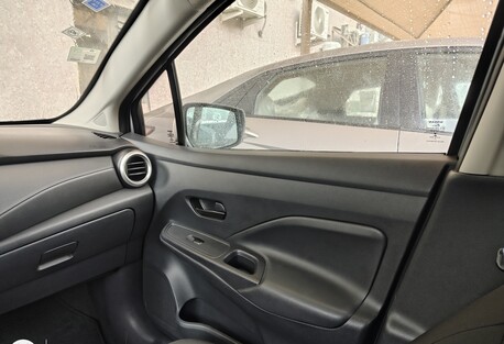 Dammam, Vehicles, Cars & Trucks , SAR 35000,  Nissan Sunny,  2022,  Automatic,  81600 KM,