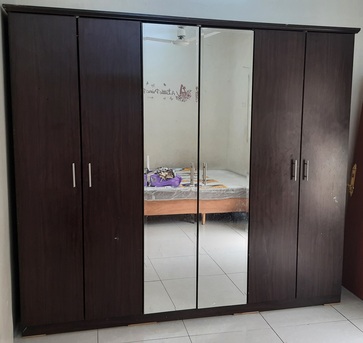 Al Wizarat, Furniture, SAR 400,  6 Doors Wooden Almirah With Big Mirrors For Sale