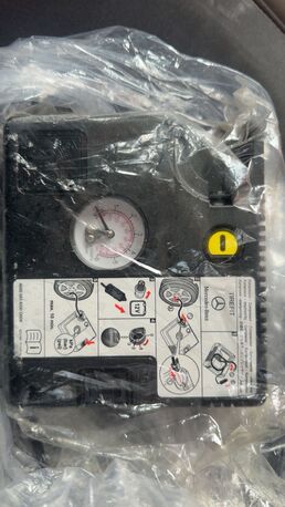Riyadh, Auto Parts, SAR 350,  Mercedes Benz Automatic Air Pump With Spare Tyre