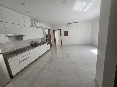 Zinj, Apartments/Houses, BHD 330/month,  Furnished,  3 BR,  BHD:330/month SEMI FURNISHED 3BHK APARTMENT FOR RENT IN ZINJ -: MUNEEB *35041493,