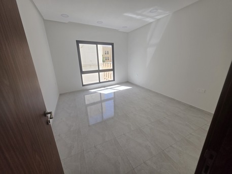 Zinj, Apartments/Houses, BHD 330/month,  Furnished,  3 BR,  BHD:330/month SEMI FURNISHED 3BHK APARTMENT FOR RENT IN ZINJ -: MUNEEB *35041493,