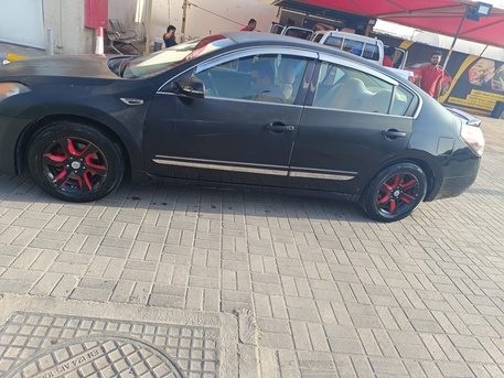Riyadh, Vehicles, Cars & Trucks , SAR 12000,  Nissan Altima SV,  2008,  Automatic,  420000 KM,