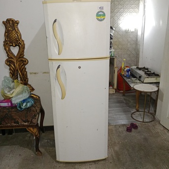 Al Ameer Fawwaz Junobi, Appliances, SAR 600,  Fridge And Washing Machine