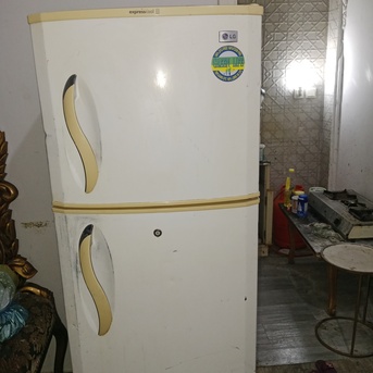 Al Ameer Fawwaz Junobi, Appliances, SAR 600,  Fridge And Washing Machine