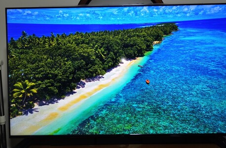 Khobar, Electronics, SAR 1300,  Samsung 65 Inches 4K Smart LED TV In Excellent Condition