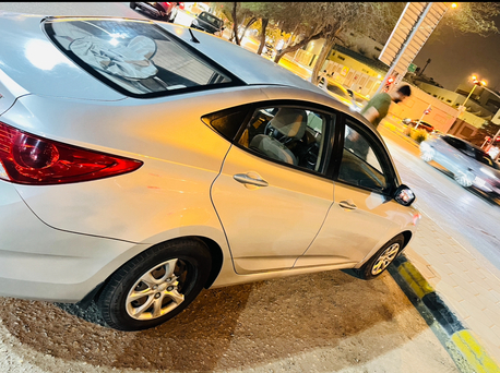 Riyadh, Vehicles, Cars & Trucks , SAR 17000,  Hyundai Accent,  2011,  Automatic,  250000 KM,   For Sale