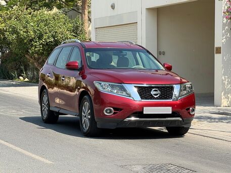 Mahooz, Vehicles, Cars & Trucks , BHD 3500,  NISSAN PATHFINDER,  2015,  Automatic,  160000 KM,   - MINT CONDITION VEHICLE WITH PROPER SERVICE MAINTAINED