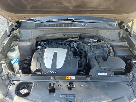 Jeddah, Vehicles, Cars & Trucks , SAR 37000,  Hyundai Santafe,  2014,  Automatic,  182 KM,  Hyundai Santa Fe , Very Low Mileage 182xxx