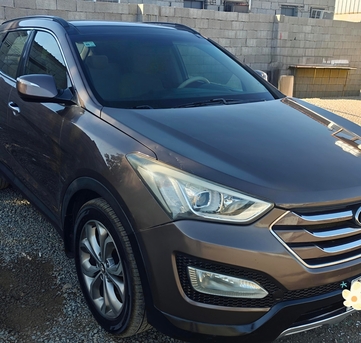 Jeddah, Vehicles, Cars & Trucks , SAR 37000,  Hyundai Santafe,  2014,  Automatic,  182 KM,  Hyundai Santa Fe , Very Low Mileage 182xxx