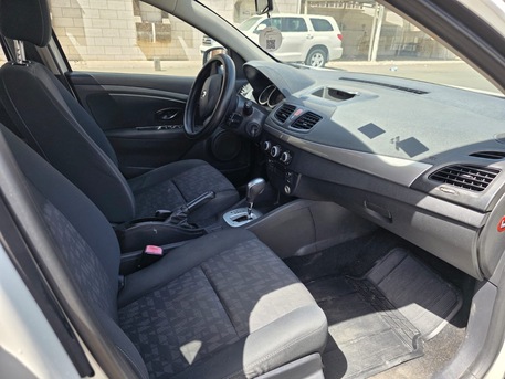 Jeddah, Vehicles, Cars & Trucks , SAR 24000,  Renault Fluence,  2015,  Automatic,  192000 KM,    &ndash; Excellent Condition For Sale