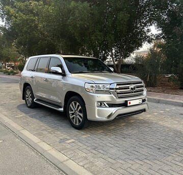 Manama, Vehicles, Cars & Trucks , BHD 20500,  Toyota Land Cruiser VXS 5.7 V8t,  2018,  Automatic,  178000 KM,  Toyota Land Cruiser VXS 5.7 V8