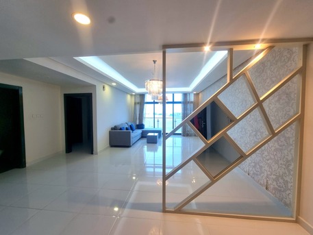Amwaj Islands, Apartments/Houses, BHD 300/month,  2 BR,  110 Sq. Meter,  Elegant 2 Bedrooms Semi Furnished Apartment With Balcony