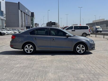 Manama, Vehicles, Cars & Trucks , BHD 1750,  Volkswagen Jetta,  2013,  Automatic,  154250 KM,    /  (Grey)
