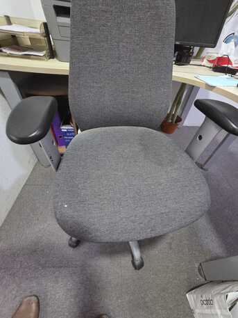 Hoora, Furniture, BHD 580,  Office Furniture And AC