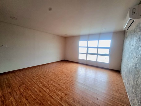 Amwaj Islands, Apartments/Houses, BHD 280/month,  2 BR,  120 Sq. Meter,  2  Bedroom Semi Furnished Apartment With Balcony