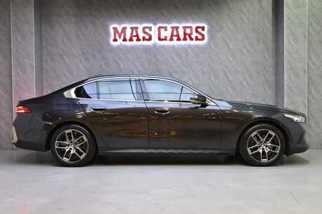 Al Rakah Al Janubiyah, Vehicles, Cars & Trucks , SAR 215000,  BMW 520i,  2024,  Automatic,  17000 KM,