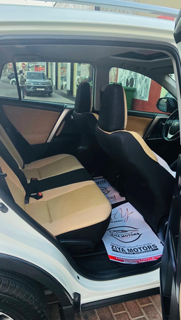 Ras Rumman, Vehicles, Cars & Trucks , BHD 6799,  Toyota RAV4,  2017,  Automatic,  114000 KM,  Toyota Rav 4 -  - Single Owner - Full Option - Well Maintained