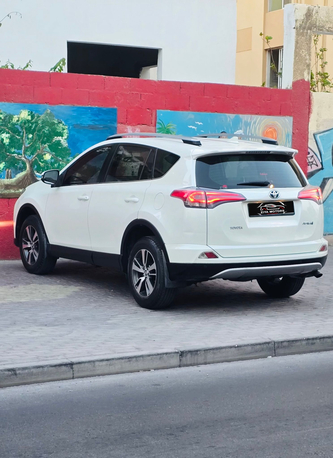 Ras Rumman, Vehicles, Cars & Trucks , BHD 6799,  Toyota RAV4,  2017,  Automatic,  114000 KM,  Toyota Rav 4 -  - Single Owner - Full Option - Well Maintained