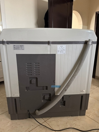 Riyadh, Appliances, SAR 350,  LG Semi Automatic Washing Machine For Sale
