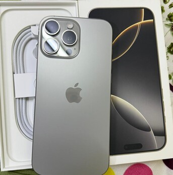 Jeddah, Mobile Phones, SAR 3800,  IPhone 16 Pro Max 256gb With 100% Battery Health (Desert Titanium)