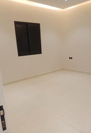 Al-Muzahmiya, Apartments/Houses, SAR 1400/month,  1 BR,  Room With Attach Bathroom In A 2bed Apartment For Rent.