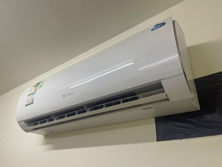 Khobar, Air Conditioners, SAR 1400,  SAR 1400 Gree Split AC 22500 BTU, Heat & Cool, Wifi Start Very Good Conditions