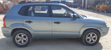Manama, Vehicles, Cars & Trucks , BHD 1400,  Hyundai Tucson,  2009,  Automatic,  343880 KM,