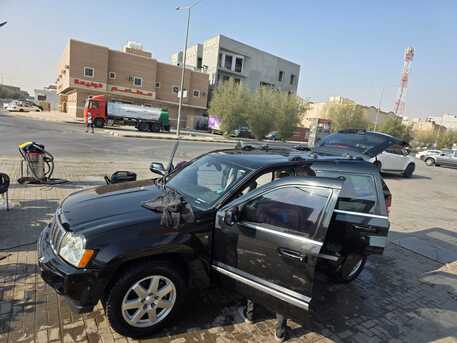 Riyadh, Vehicles, Cars & Trucks , SAR 15000,  Jeep Grand Cherokee,  2007,  Automatic,  294000 KM,    SAR 15000