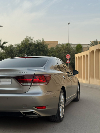 Riyadh, Vehicles, Cars & Trucks , SAR 119000,  Lexus LS 460,  2014,  Automatic,  154000 KM,  LEXUS LS460 - Perfect Condition