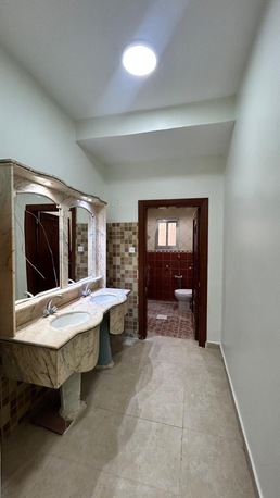 Al Malaz, Villas, SAR 140000,  400 Sq. Meter,  Fully Restored Villa Complete Villa For Rent Two-floor Building With Multiple Annexes.