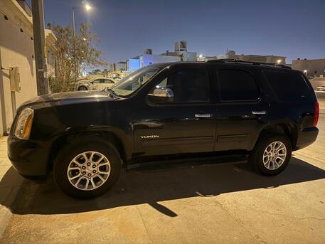 Riyadh, Vehicles, Cars & Trucks , SAR 30000,  GMC Yukon,  2011,  Automatic,  370000 KM,  Original Yukon