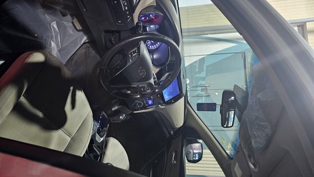 Dammam, Vehicles, Cars & Trucks , SAR 48000,  Hyundai Santa Fe Limited,  2018,  Automatic,  254000 KM,  Silver Color