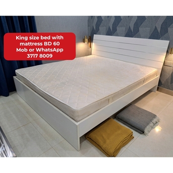 Manama, Furniture, BHD 60,  🌍King Size Bed With Mattress In Good Condition For Sale With Delivery
